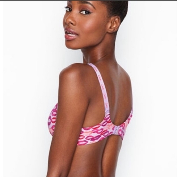 Victoria's Secret Lightly Lined Perfect Coverage T-Shirt Bra Lip Kiss Size 34C - Picture 3 of 16